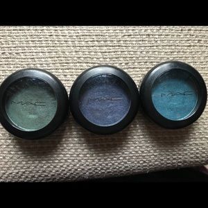 MAC LE eyeshadow